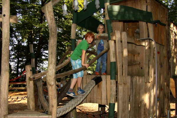 Waldspielplatz im Rochlitzer Bergwald